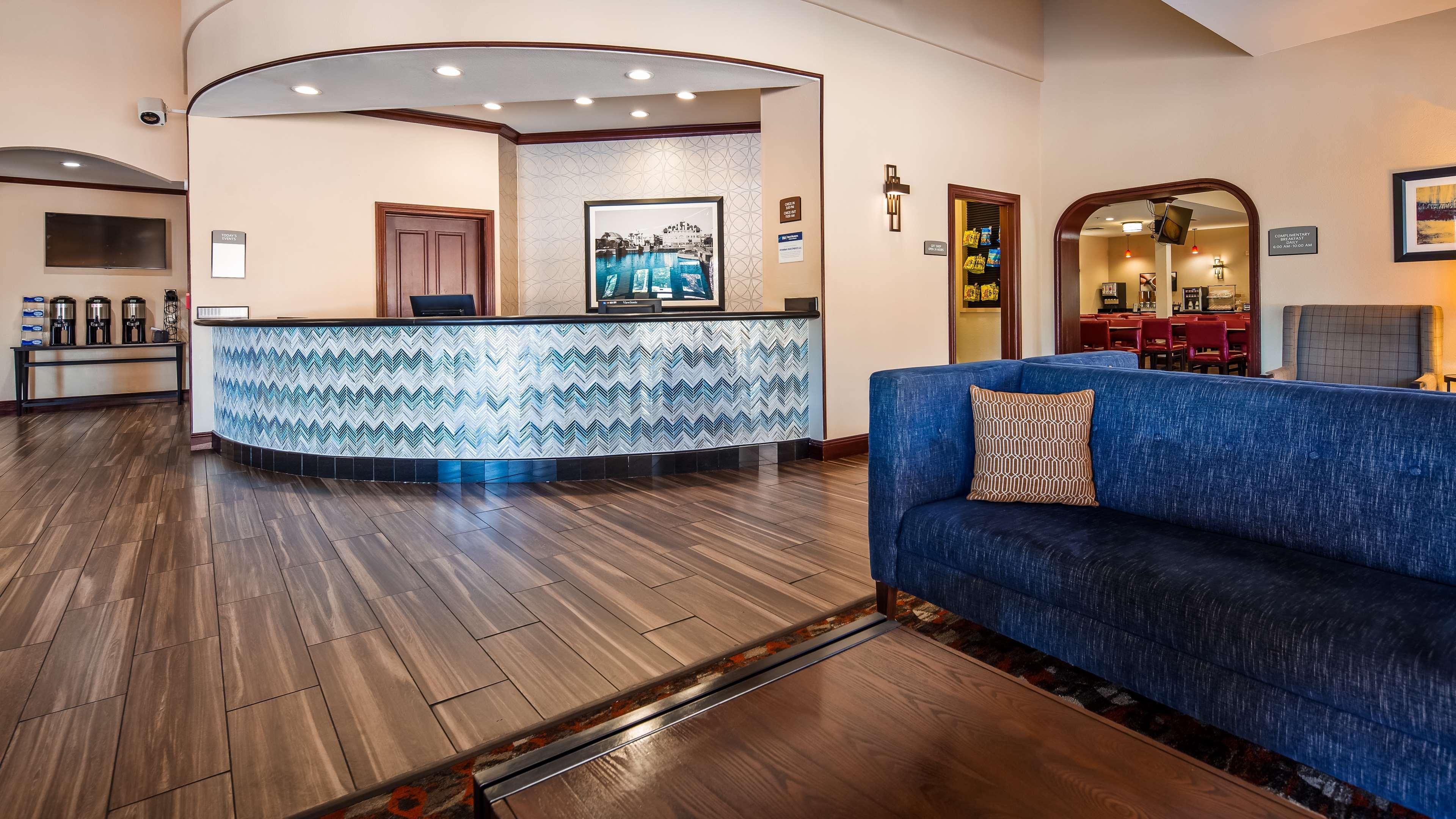 Best Western Plus Waco North Exterior photo