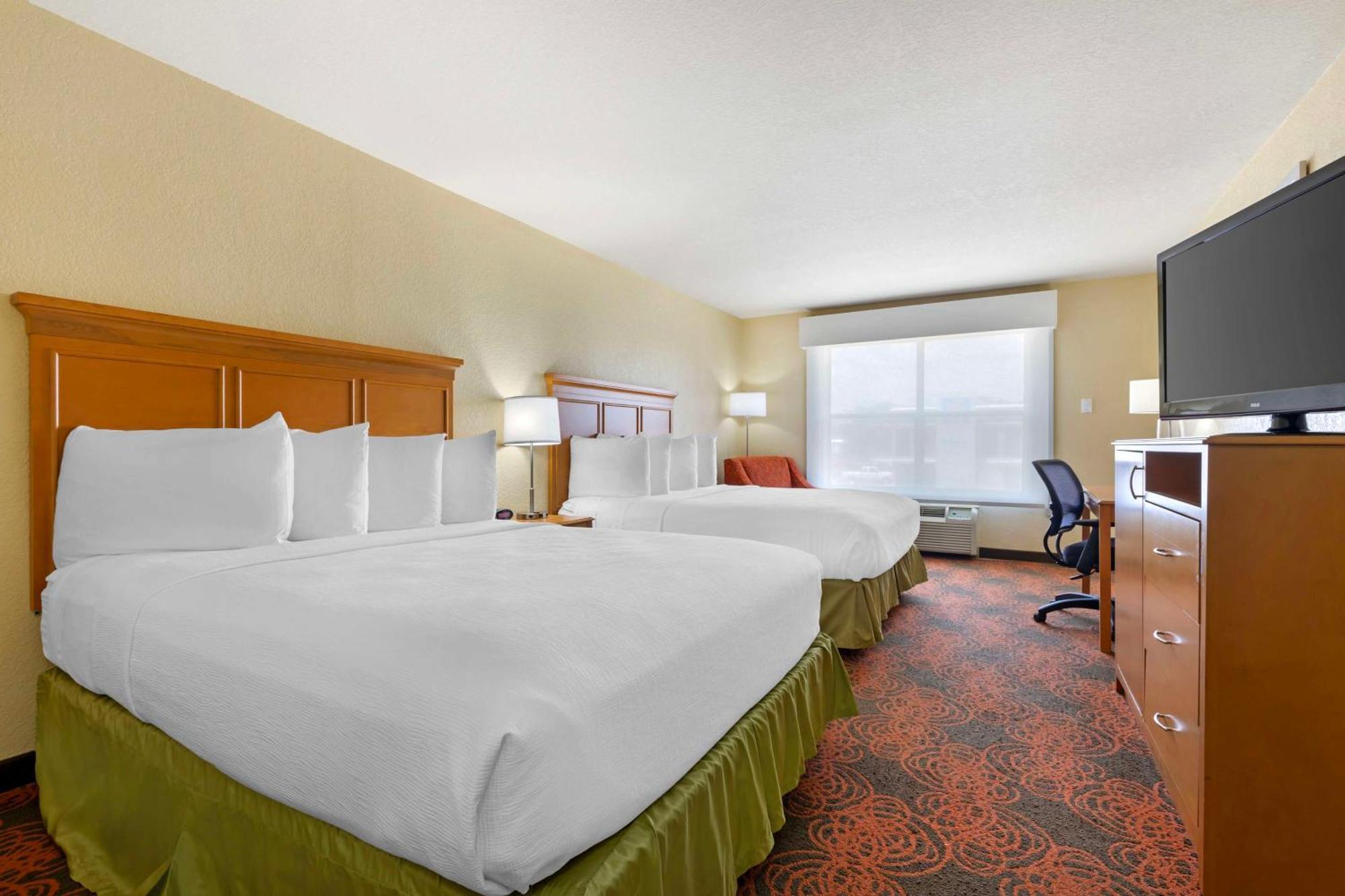 Best Western Plus Waco North Exterior photo